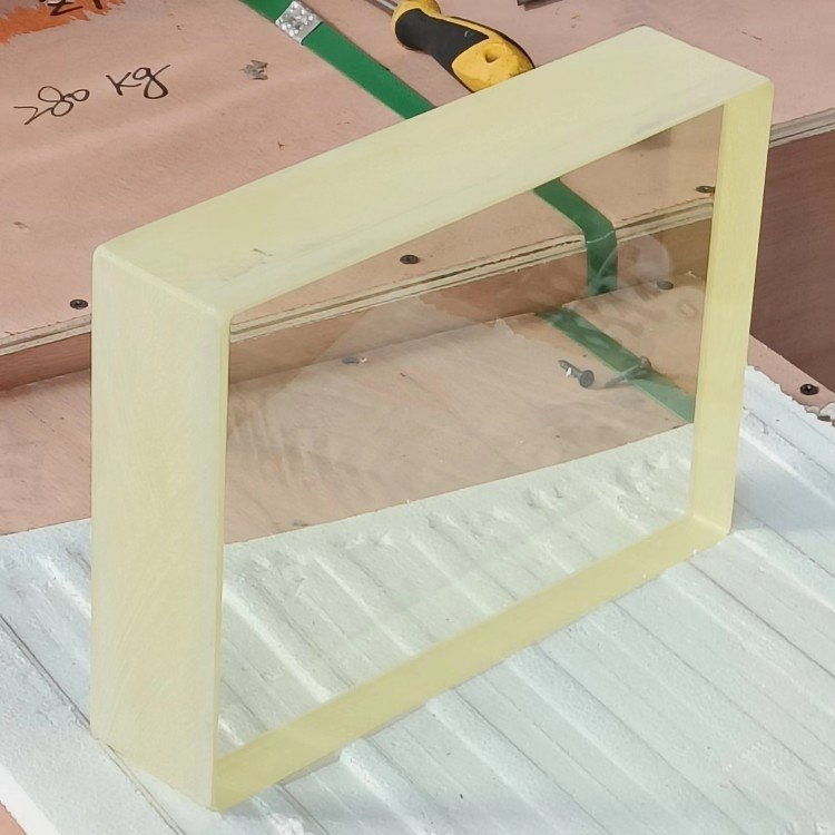 秦皇岛铅玻璃是什么材料做的